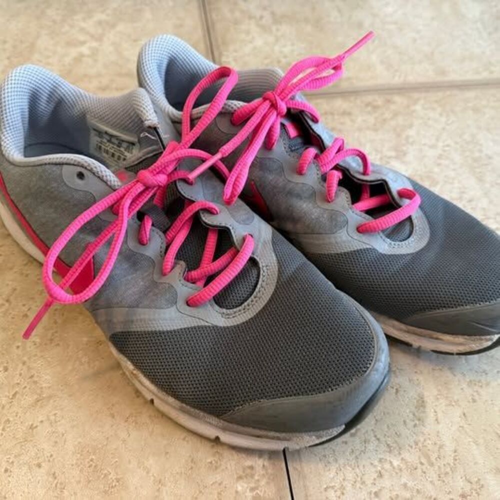 Nike Women’s Running Shoes - Gray & Pink - Size 8.5